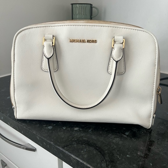 Michael Kors Handbags - Michael Kors rehab bag